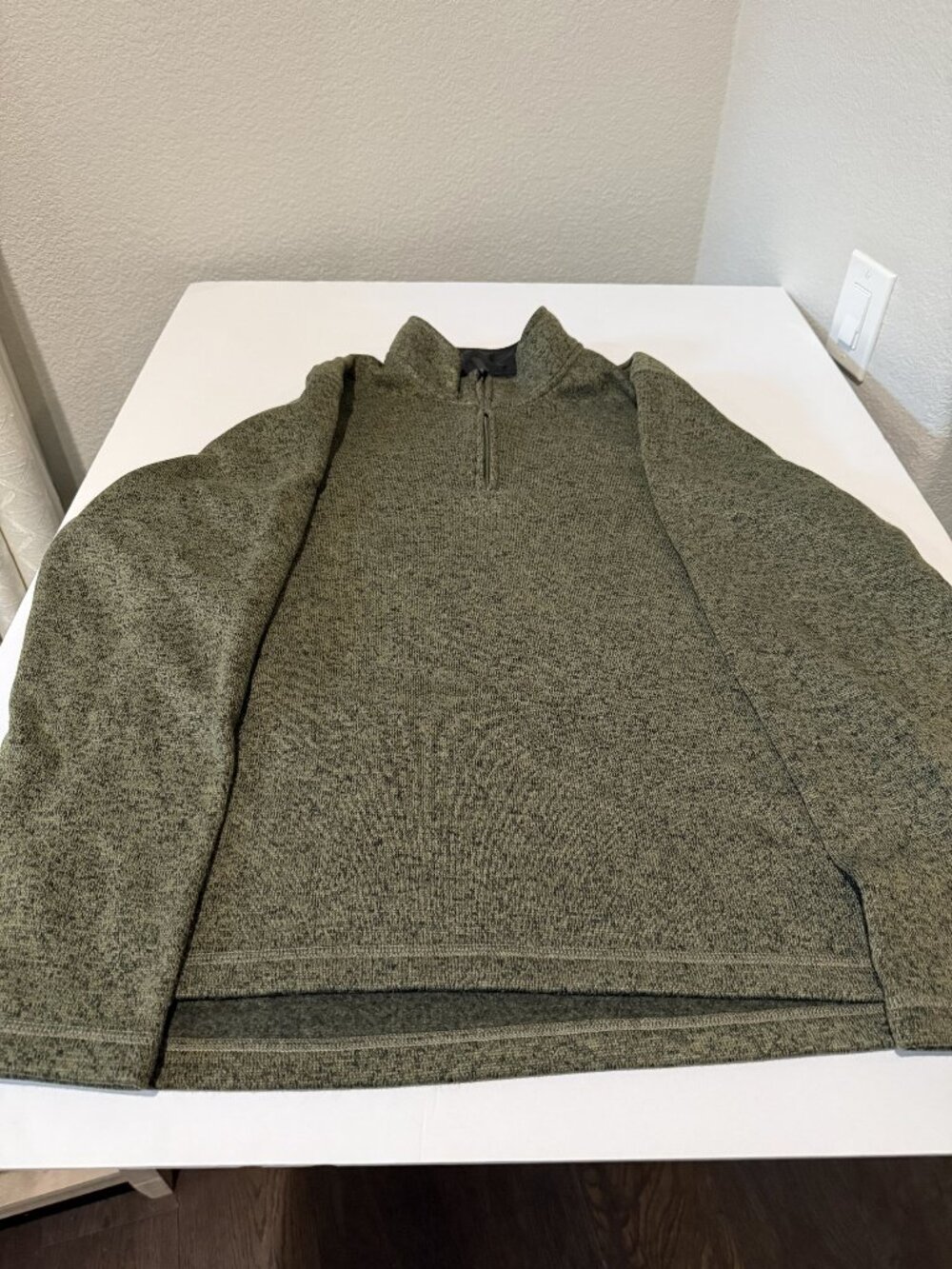 Wrangler Authentics Sweater Fleece Quarter-Zip Pullover Olive Green Men's L